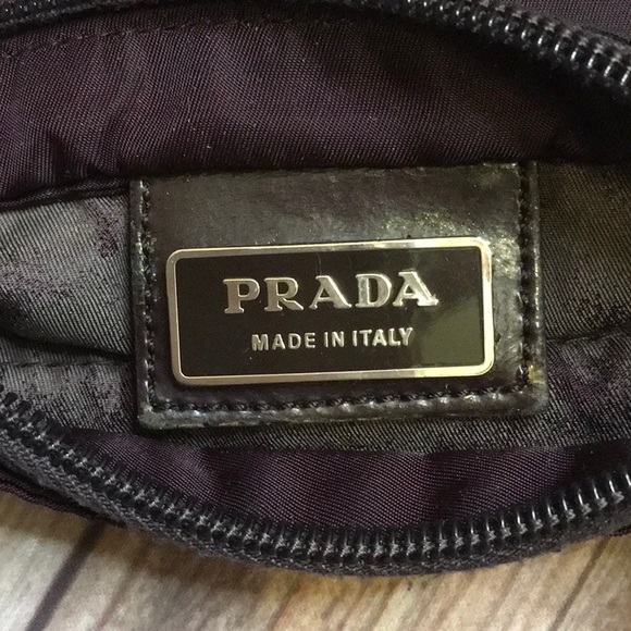 Vintage Authentic Prada Tessuto Nylon Crossbody Bag in Dark Plum/Brown - Picture 4 of 12